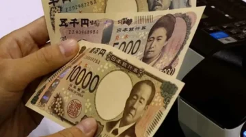 أدنى مستوى.. الين الياباني يسجل هبوطاً حاداً مع ترقب نتائج الانتخابات اليابانية المفصلية